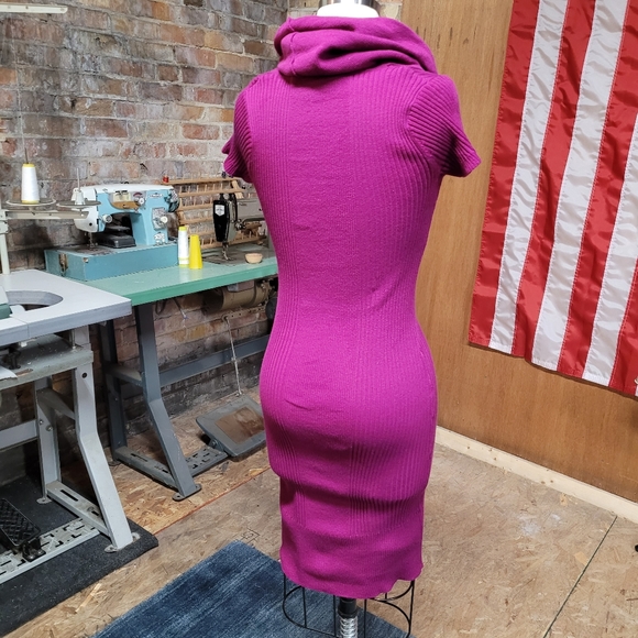 Fuschia pink Knit cowl body con dress - Picture 5 of 6